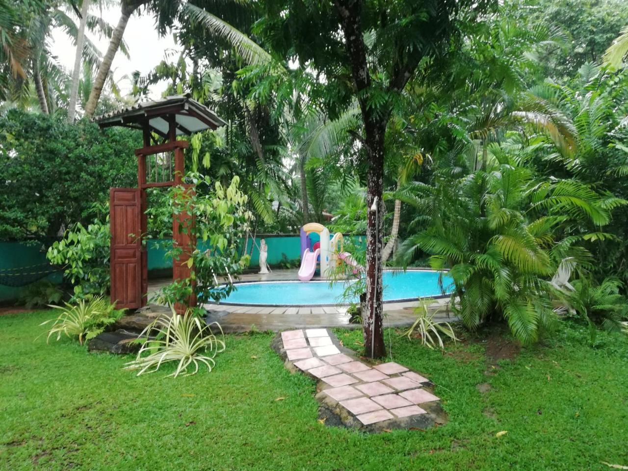 Manik Villa Bentota Exterior photo