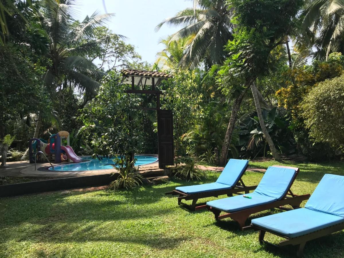 Manik Villa Bentota Exterior photo