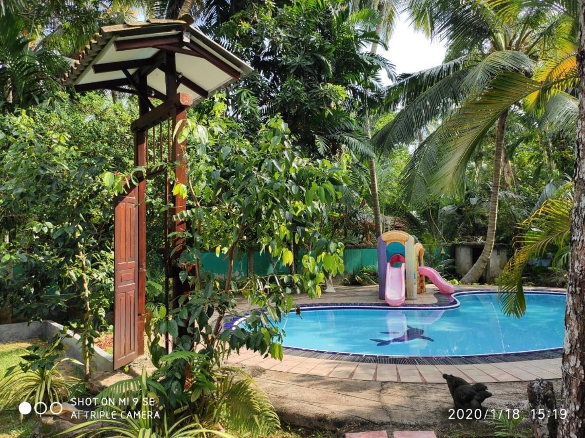 Manik Villa Bentota Exterior photo